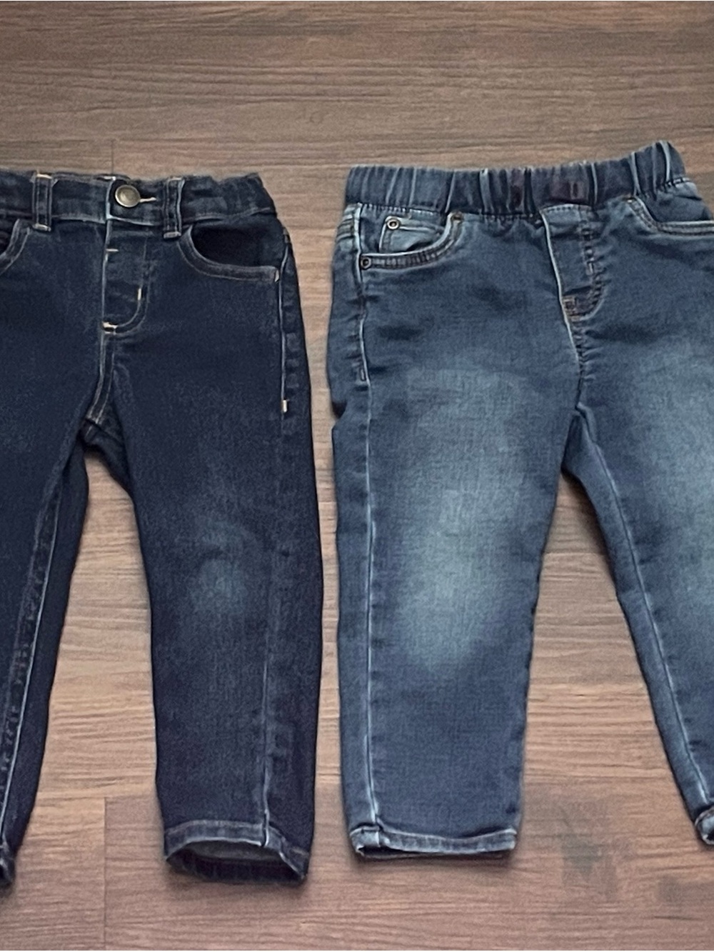Two-Pack Kids Jeans in Dark Blue & Medium Blue